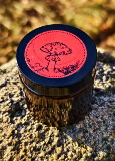 Botanický olejový macerát – muchomůrka, kostival, CBD (sběratelský předmět)